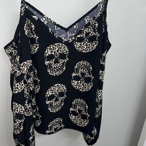 Long sleeve skull shirt